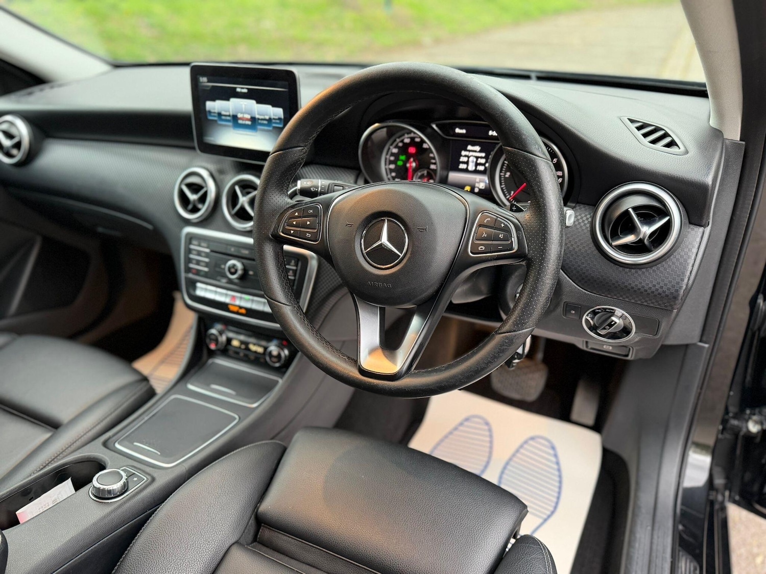 Used Mercedes-Benz A-Class 2016 for sale - 78156902: Photo 11