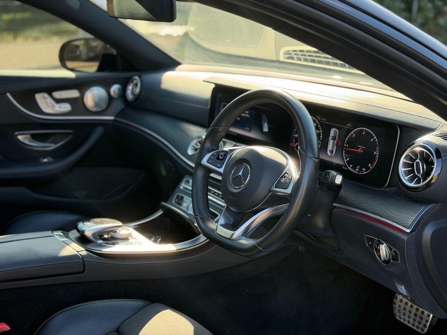 Used Mercedes-Benz E Class 2017 for sale - 78157401: Photo 8