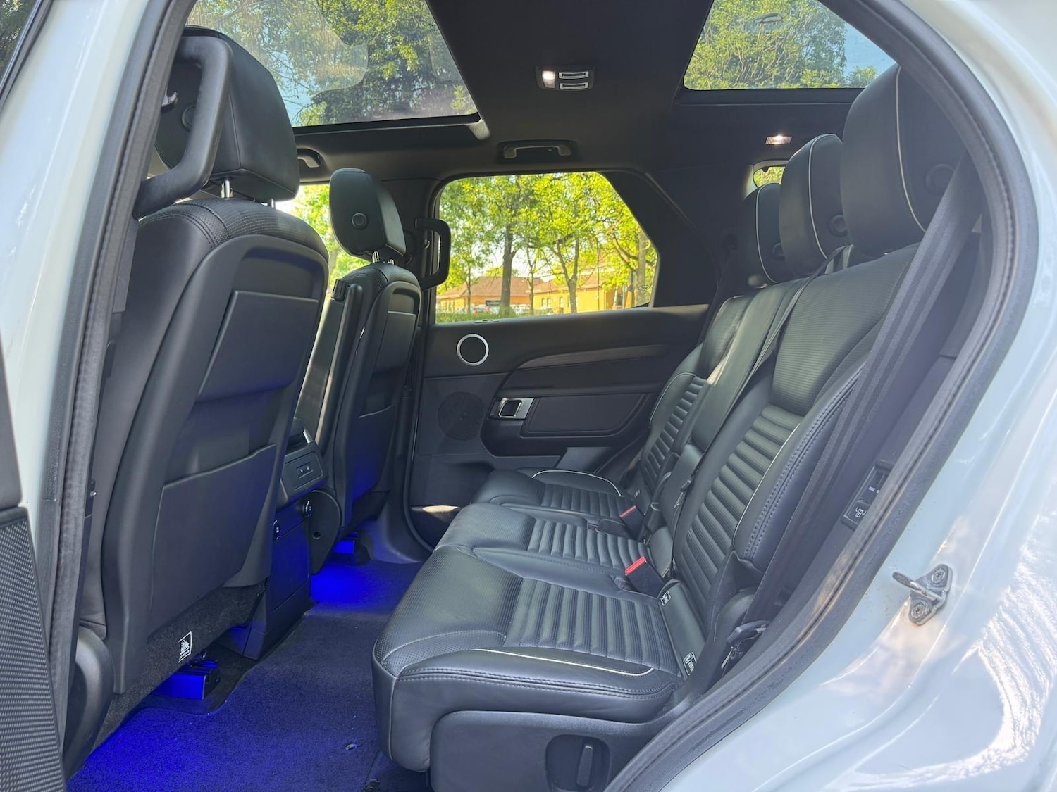 Used Land Rover Discovery 2019 for sale - 76370211: Photo 25
