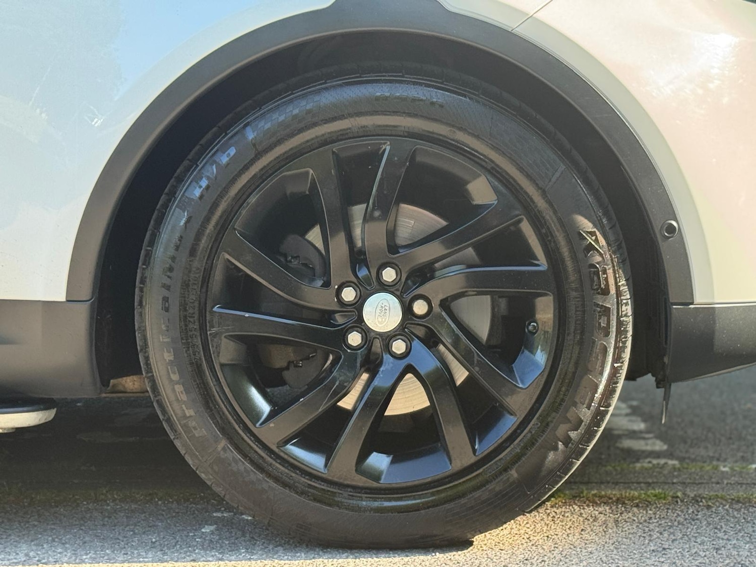 Used Land Rover Discovery 2019 for sale - 76370211: Photo 35