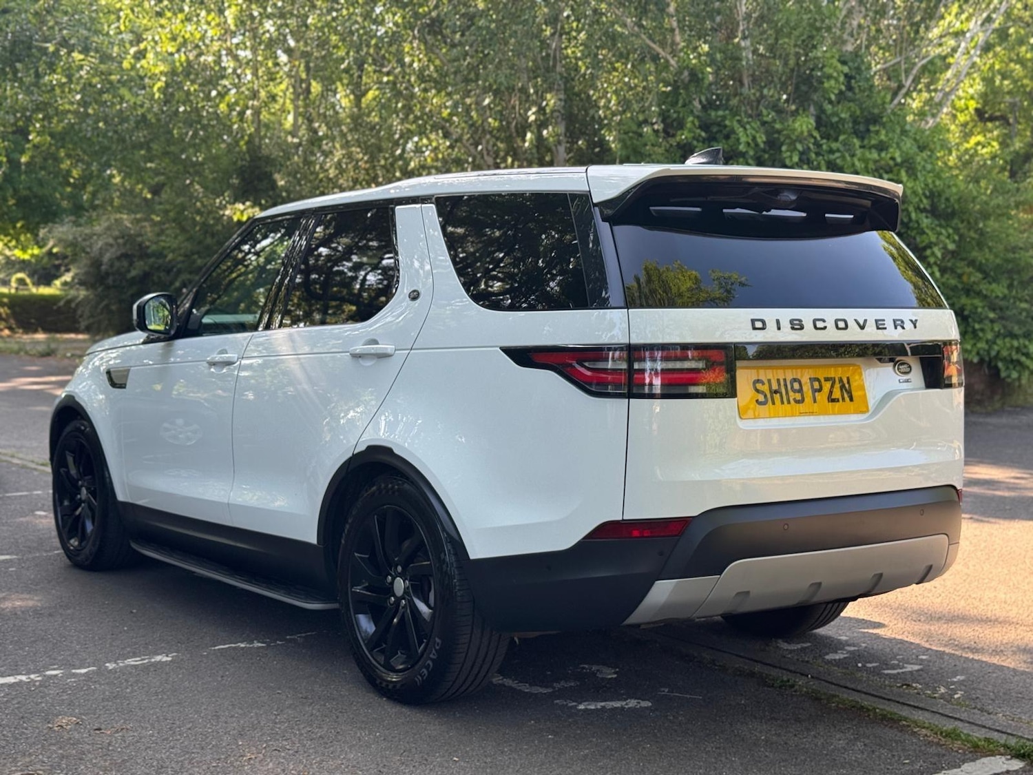 Used Land Rover Discovery 2019 for sale - 76370211: Photo 7