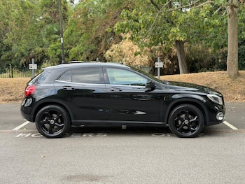 Used Mercedes-Benz GLA 2019 for sale - 79780720: Photo