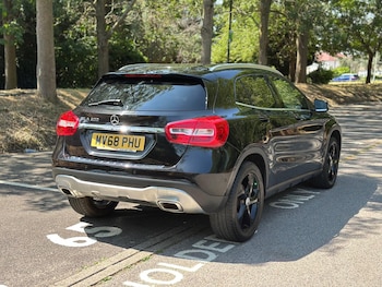 Used Mercedes-Benz GLA 2018 for sale - 79256021: Photo