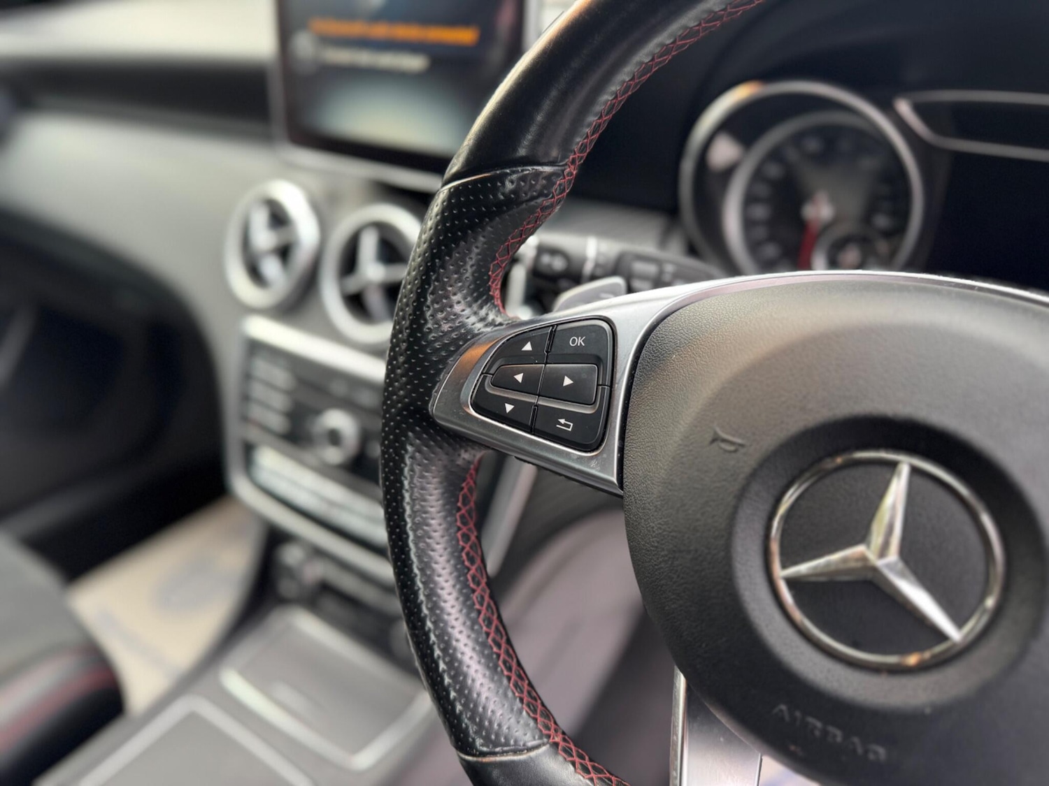 Used Mercedes-Benz A-Class 2016 for sale - 76633518: Photo 27