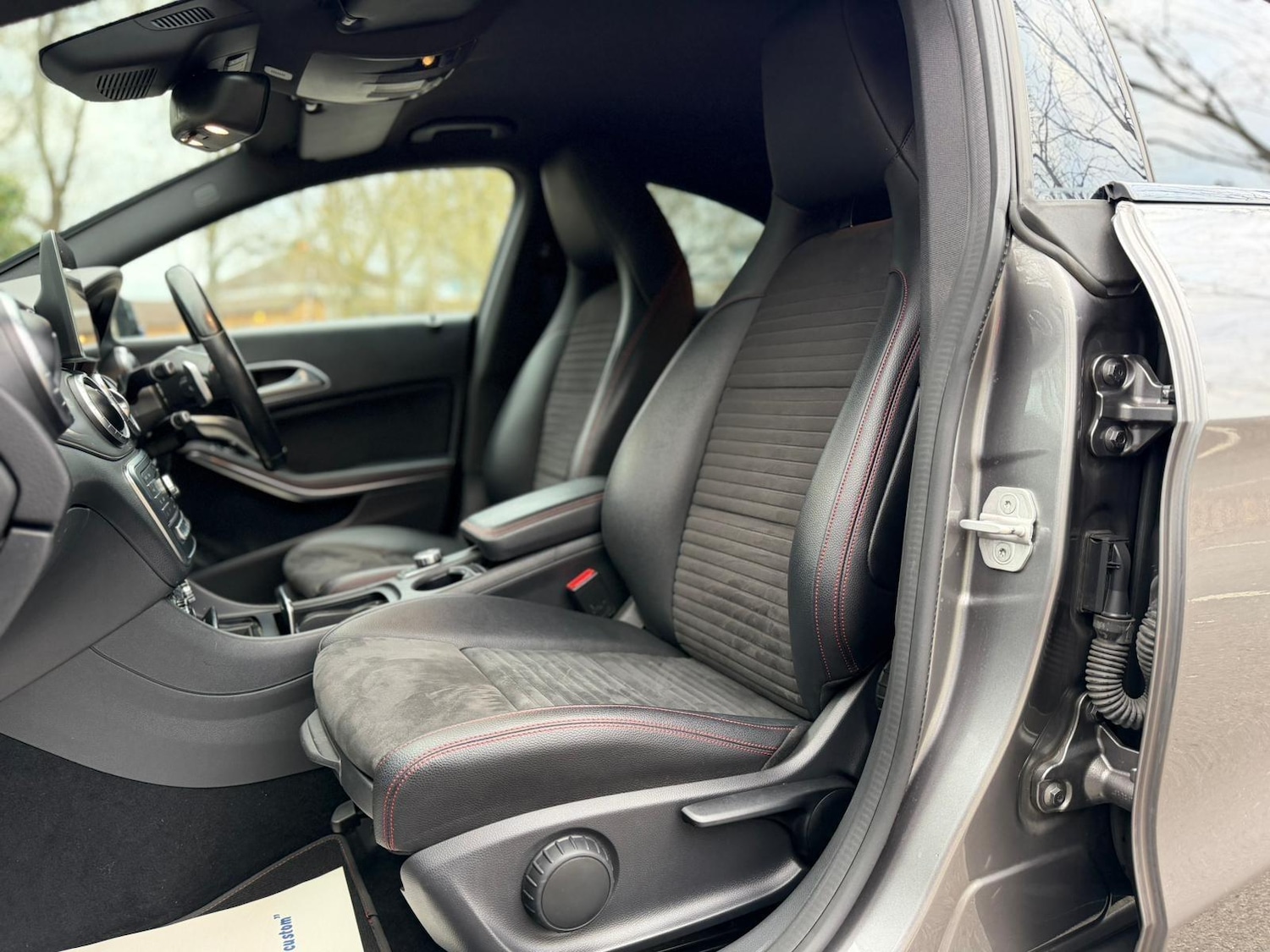 Used Mercedes-Benz CLA for sale - 77738281: Photo 16