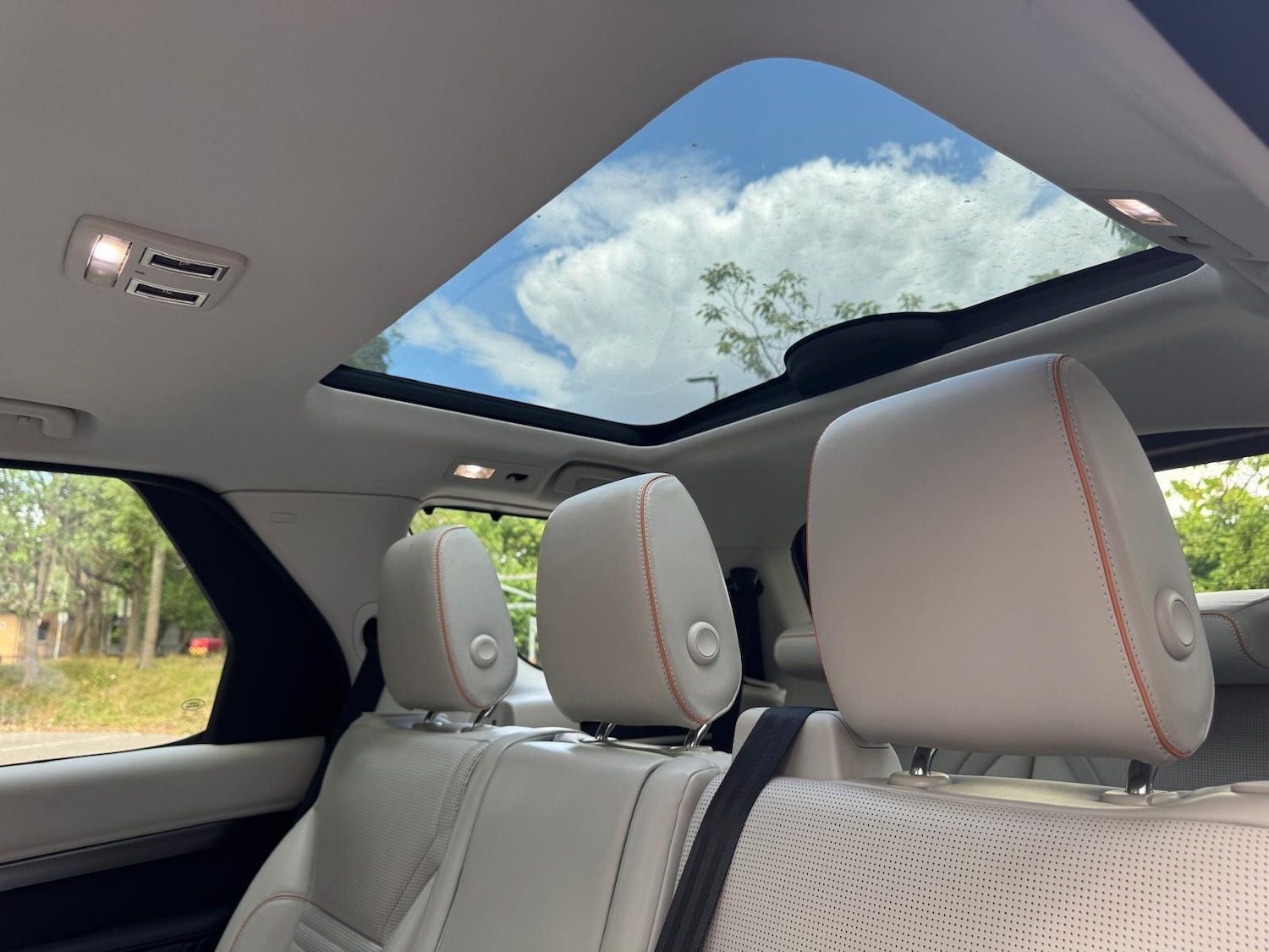 Used Land Rover Discovery 2017 for sale - 77824700: Photo 30