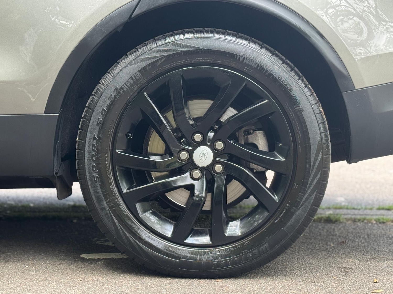 Used Land Rover Discovery 2017 for sale - 77824700: Photo 39