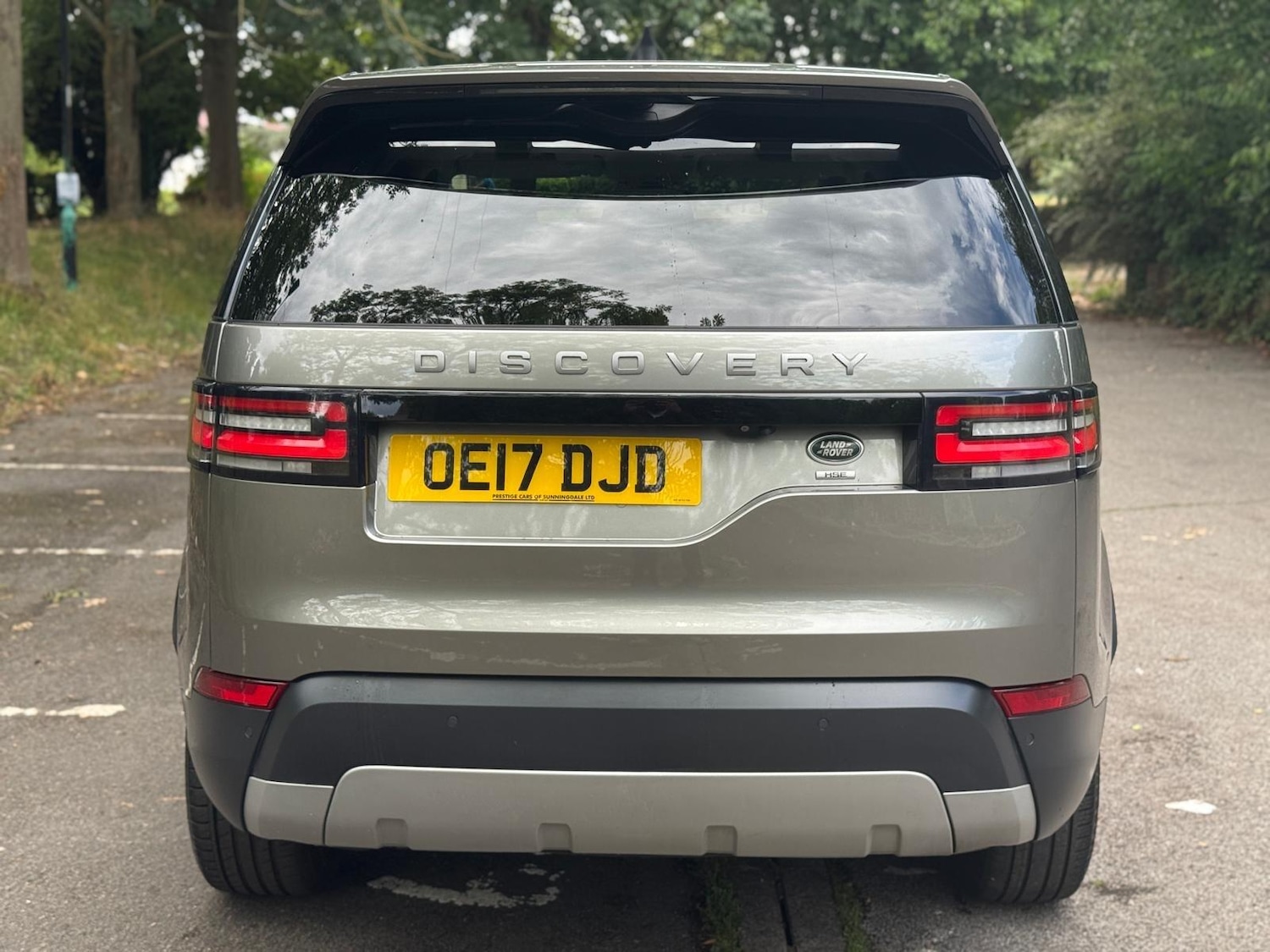 Used Land Rover Discovery 2017 for sale - 77824700: Photo 5