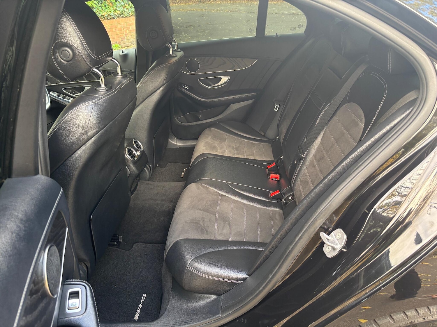 Used Mercedes-Benz C Class 2018 for sale - 76377702: Photo 17