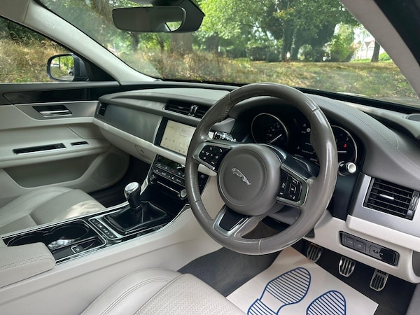 Used Jaguar XF 2018 for sale - 75520767: Photo 11
