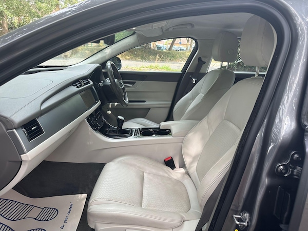 Used Jaguar XF 2018 for sale - 75520767: Photo 13
