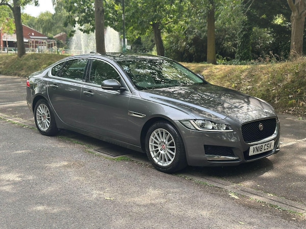 Used Jaguar XF 2018 for sale - 75520767: Photo 1
