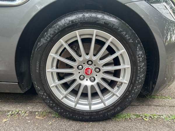Used Jaguar XF 2018 for sale - 75520767: Photo 23