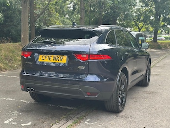 Used Jaguar F-Pace 2016 for sale - 75401707: Photo