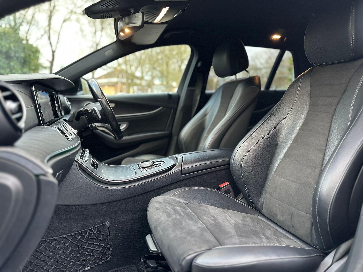 Used Mercedes-Benz E Class for sale - 77425023: Photo 13