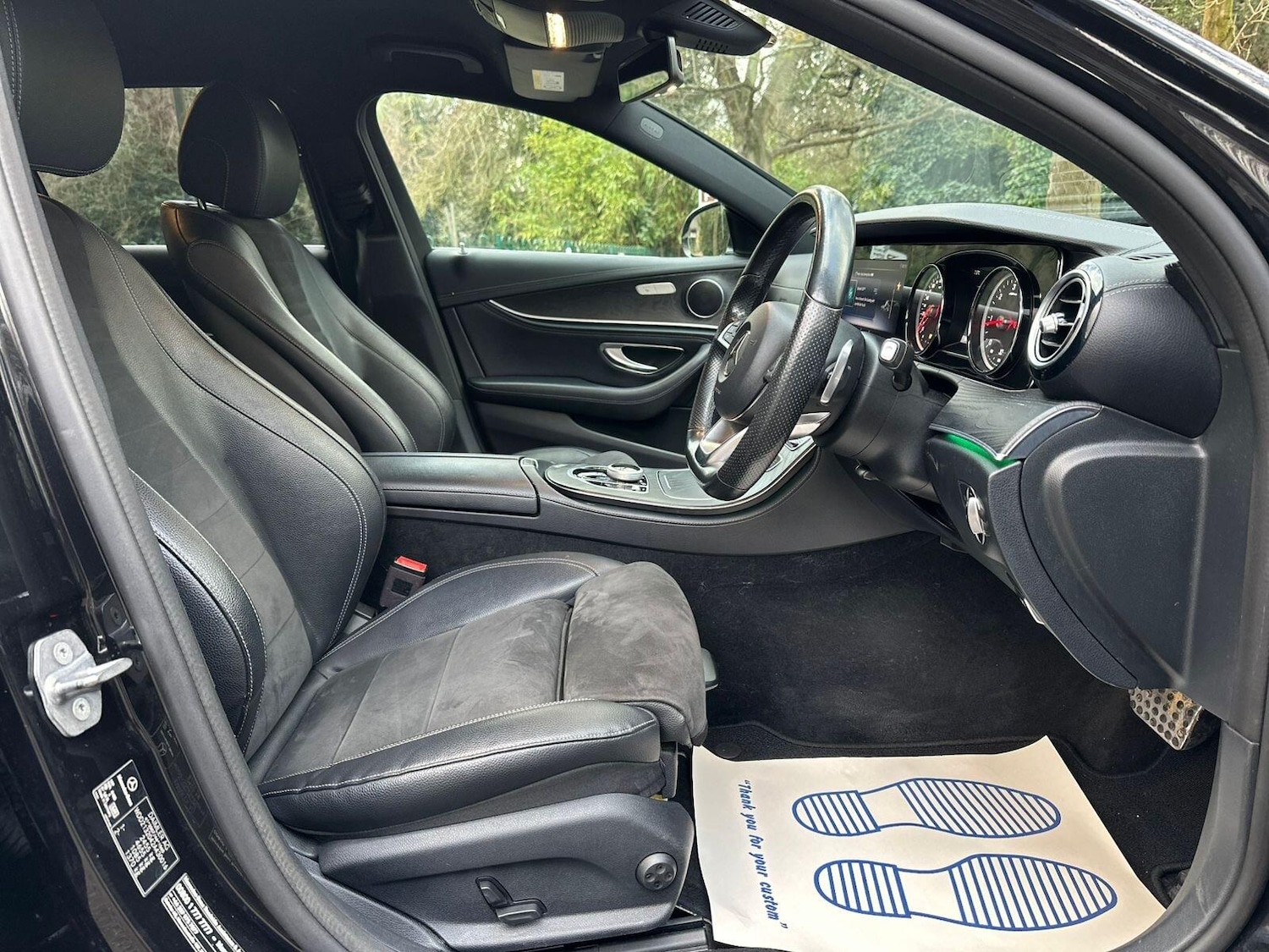 Used Mercedes-Benz E Class for sale - 77425023: Photo 9