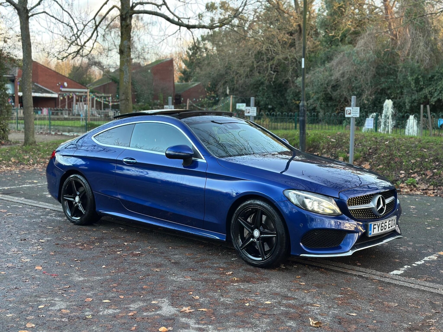 Used Mercedes-Benz C Class 2016 for sale - 76899193: Photo 1