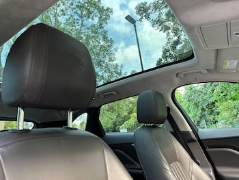 Used Jaguar F-Pace 2019 for sale - 75401765: Photo