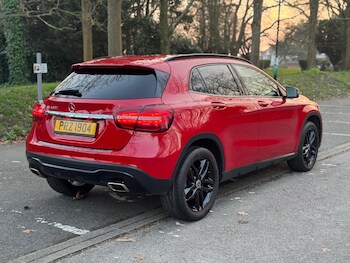 Used Mercedes-Benz GLA 2019 for sale - 77753537: Photo