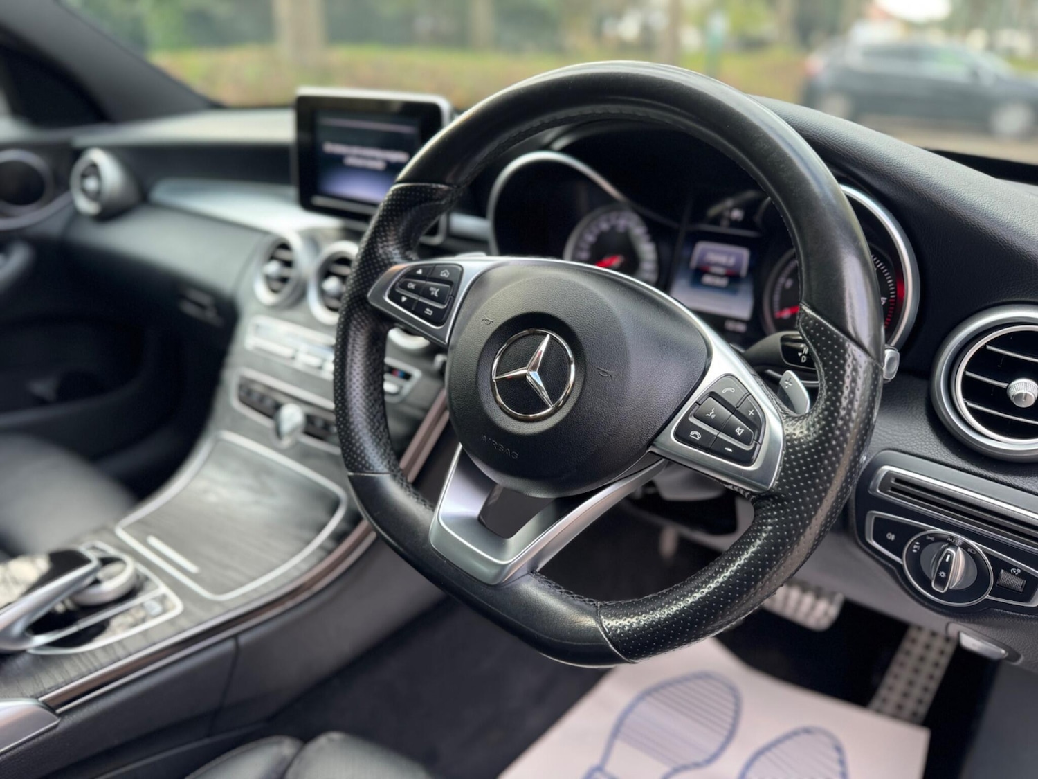 Used Mercedes-Benz C Class 2018 for sale - 76620123: Photo 10