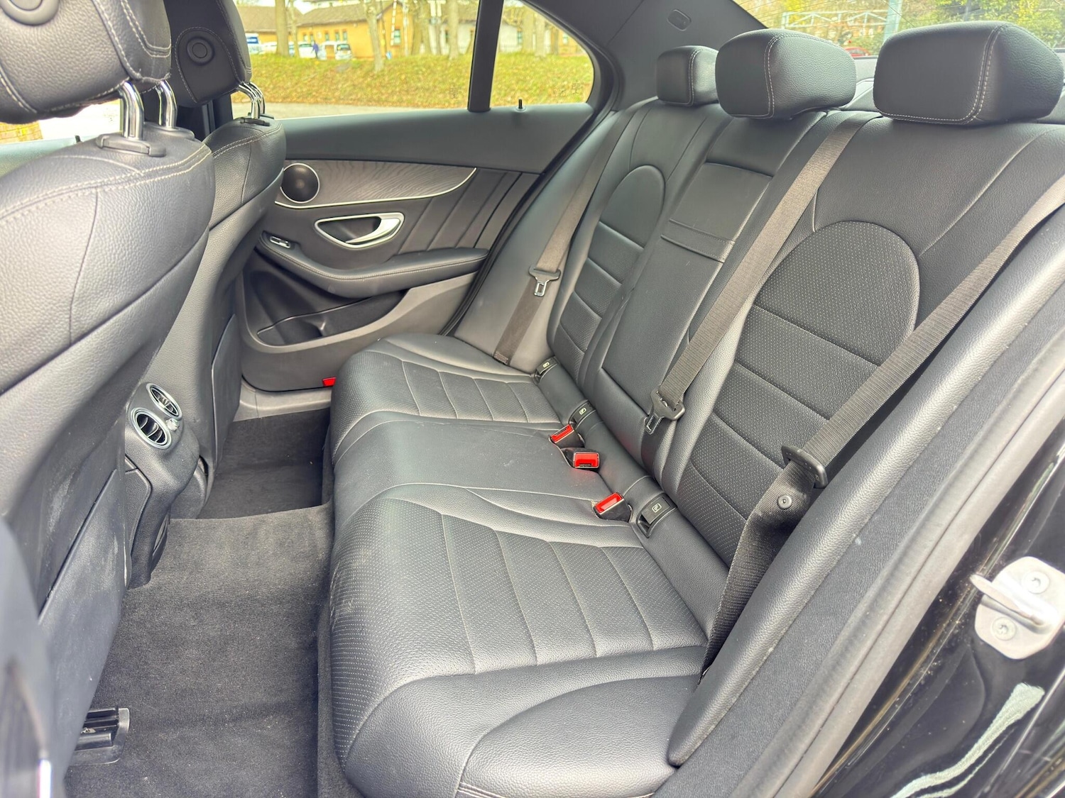 Used Mercedes-Benz C Class 2018 for sale - 76620123: Photo 14