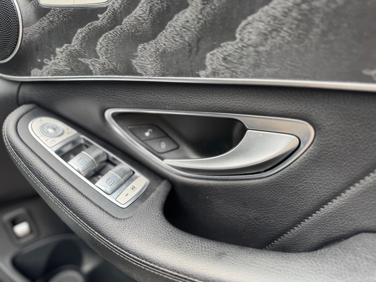 Used Mercedes-Benz C Class 2018 for sale - 76620123: Photo 17