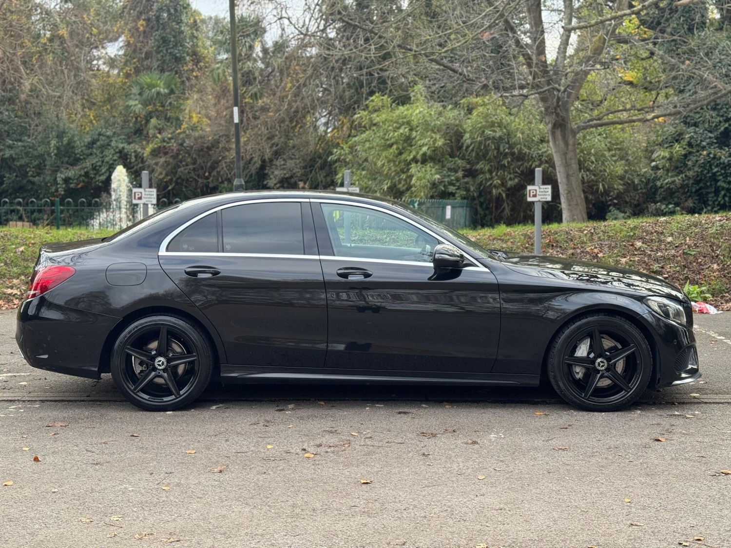 Used Mercedes-Benz C Class 2018 for sale - 76620123: Photo 2