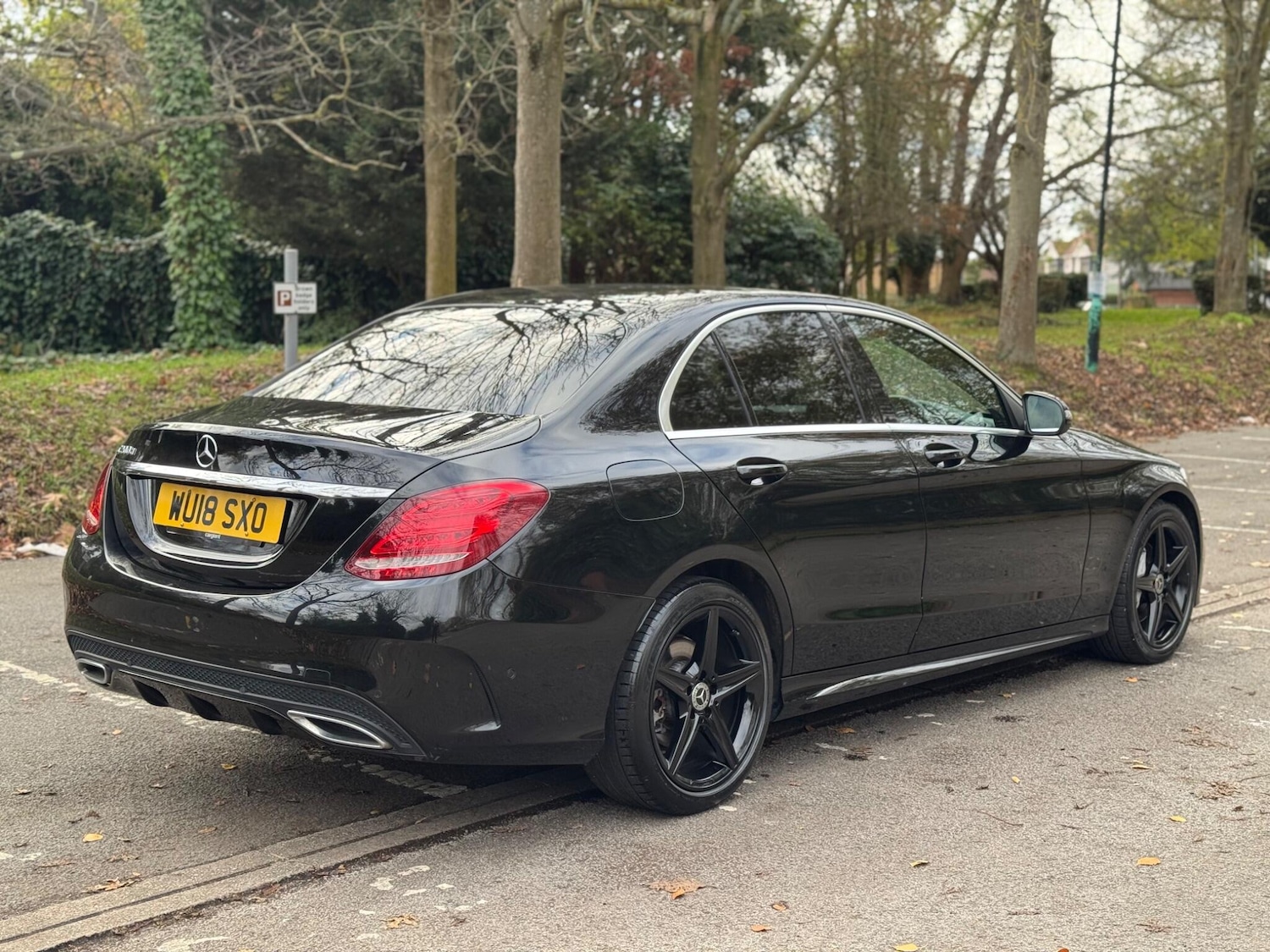 Used Mercedes-Benz C Class 2018 for sale - 76620123: Photo 3