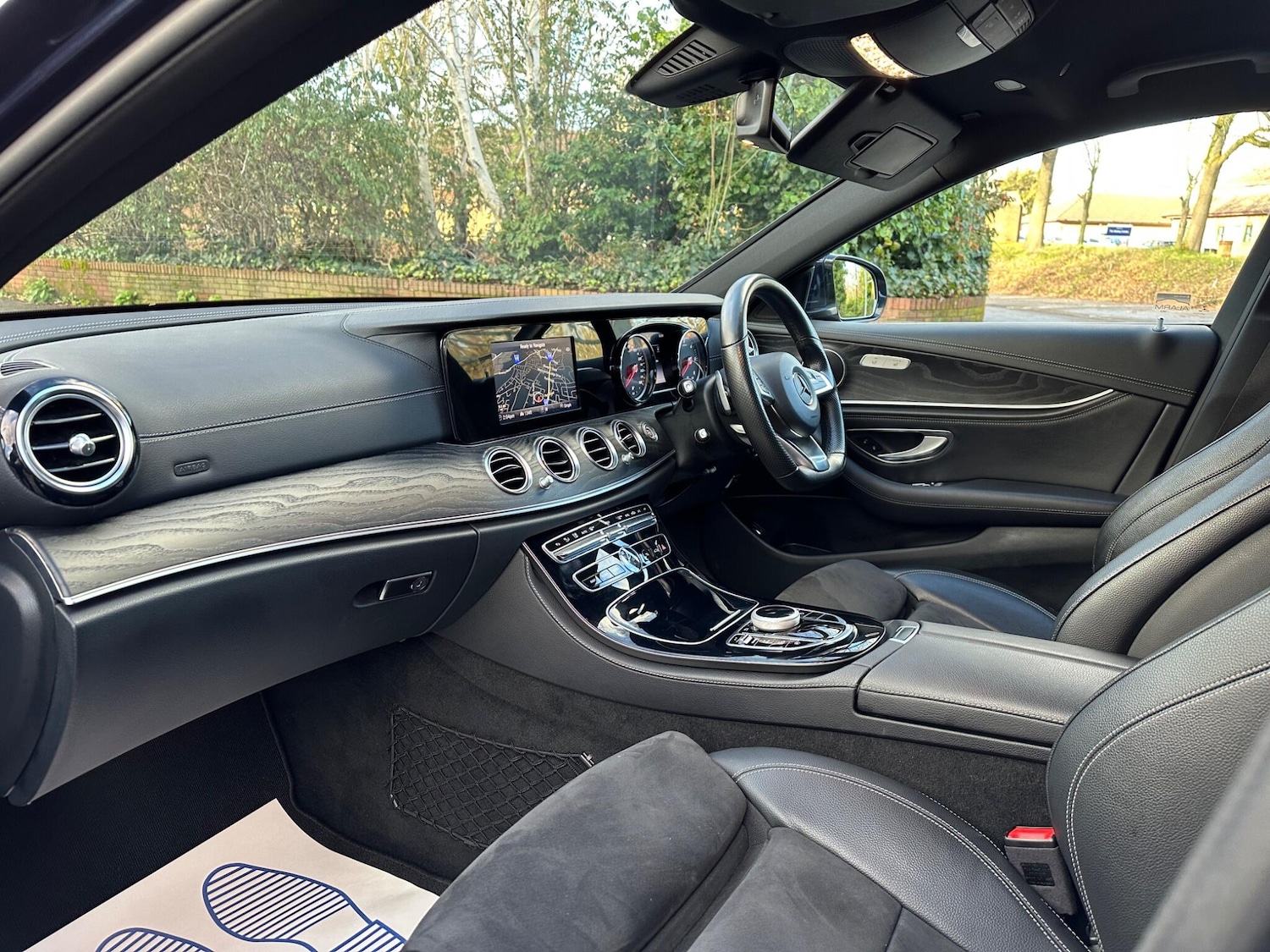 Used Mercedes-Benz E Class 2017 for sale - 77238203: Photo 14