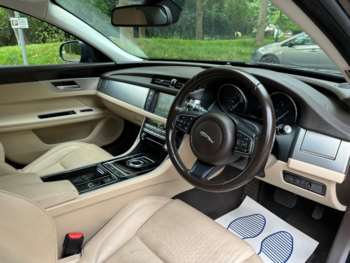 Used Jaguar XF 2016 for sale - 74758542: Photo