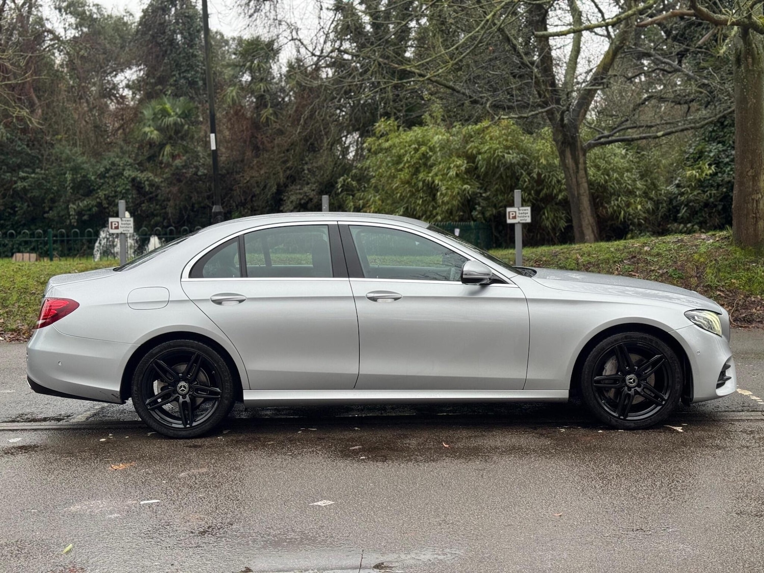 Used Mercedes-Benz E Class 2017 for sale - 77425032: Photo 2
