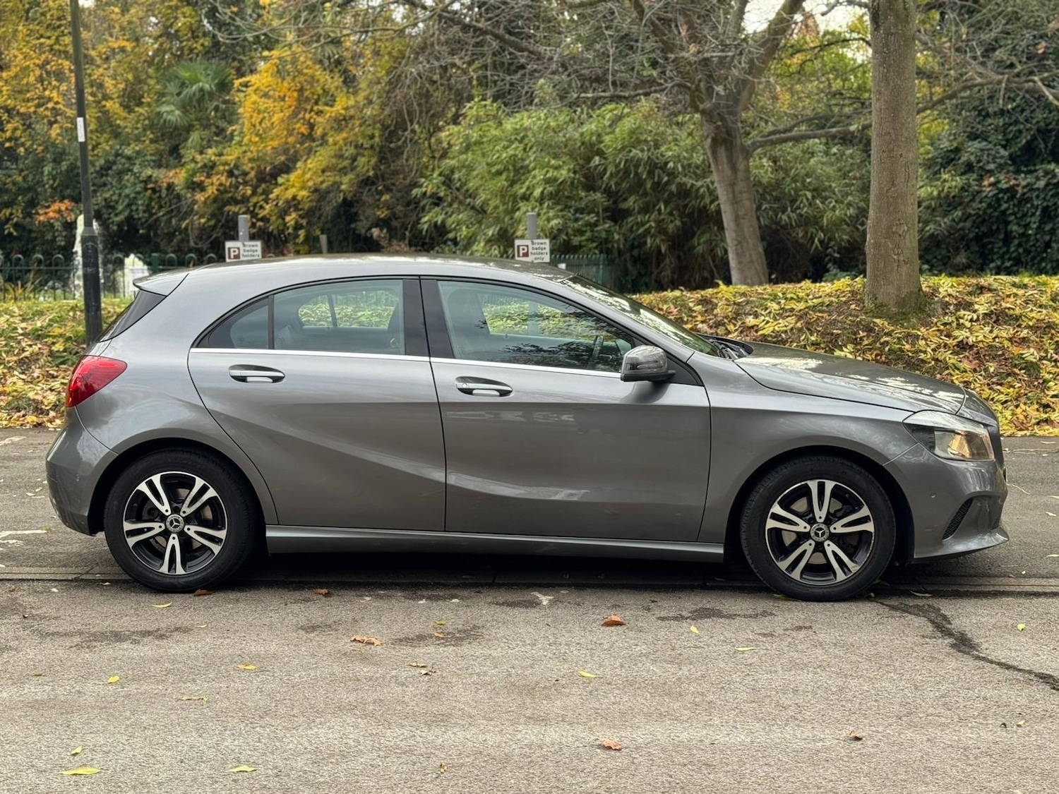 Used Mercedes-Benz A-Class 2016 for sale - 76473916: Photo 3