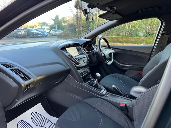 Used Ford Focus 2018 for sale - 76201192: Photo 13