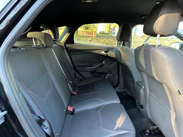 Used Ford Focus 2018 for sale - 76201192: Photo 18