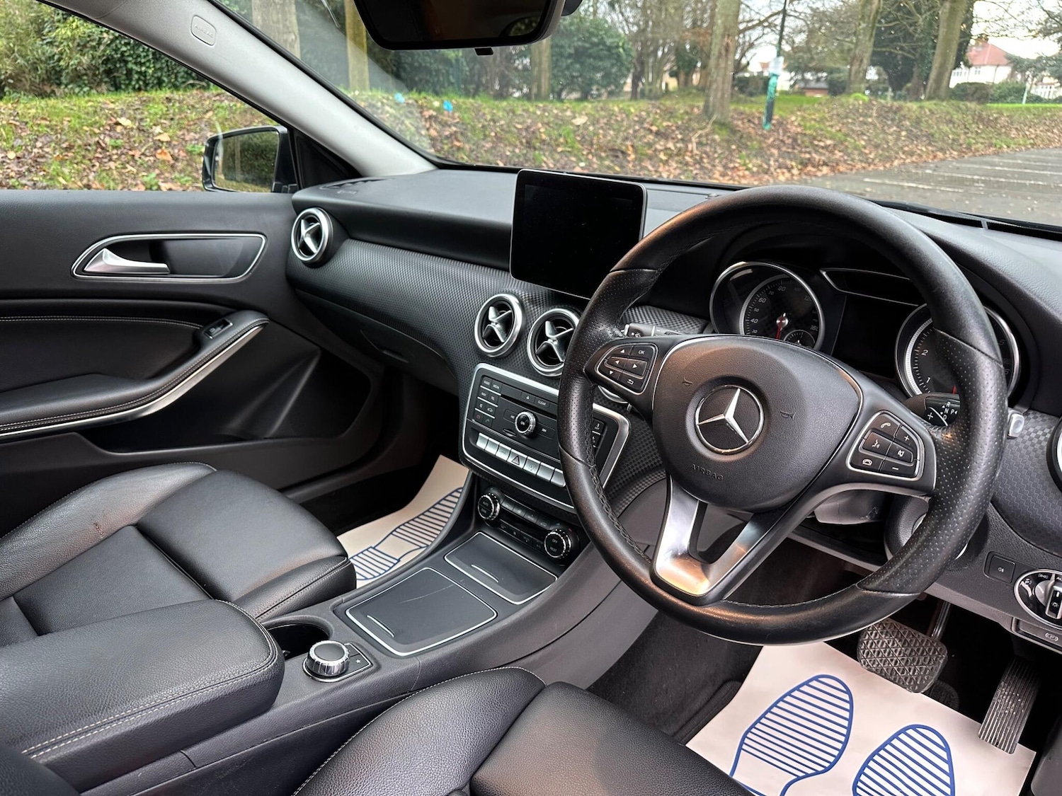 Used Mercedes-Benz A-Class 2017 for sale - 76887344: Photo 12