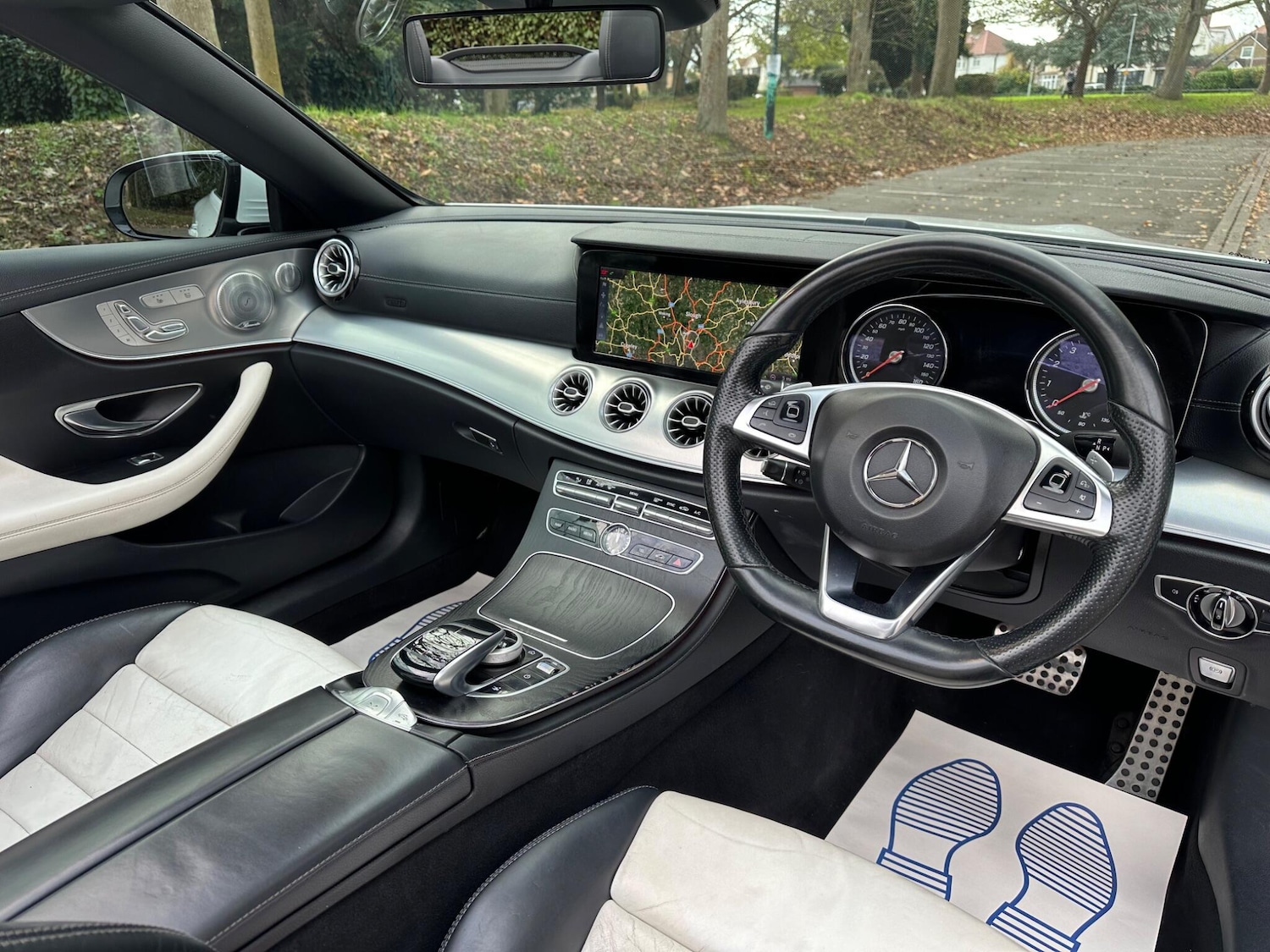 Used Mercedes-Benz E Class 2017 for sale - 76634181: Photo 2