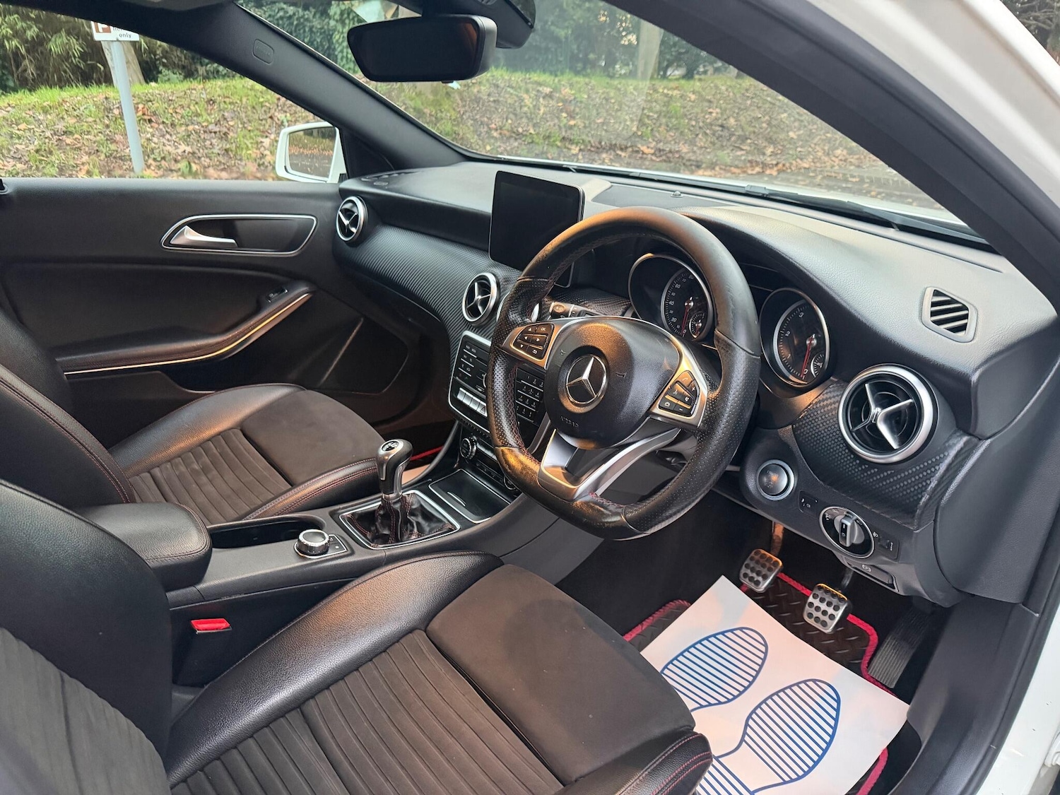 Used Mercedes-Benz A-Class 2017 for sale - 76743466: Photo 3