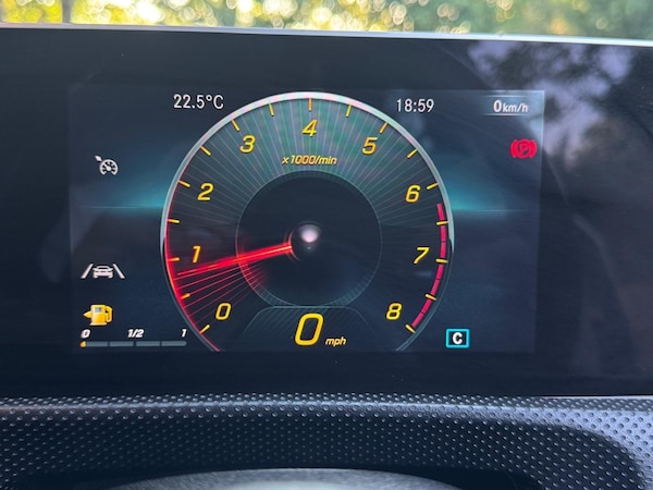Used Mercedes-Benz A-Class 2019 for sale - 75539765: Photo 30