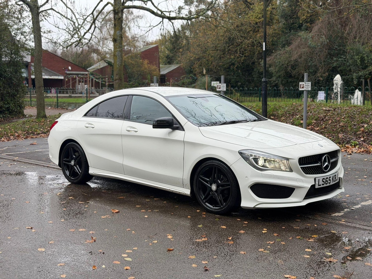 Used Mercedes-Benz CLA 2015 for sale - 76666962: Photo 1