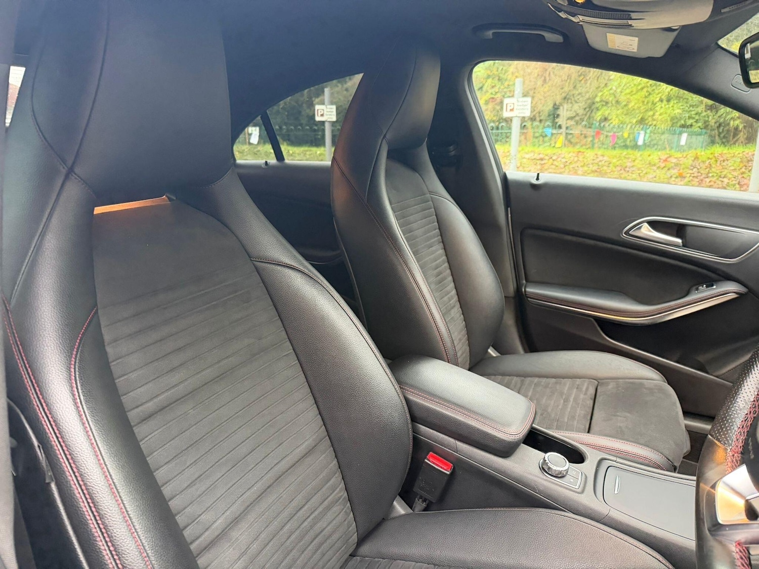 Used Mercedes-Benz CLA 2015 for sale - 76666962: Photo 11