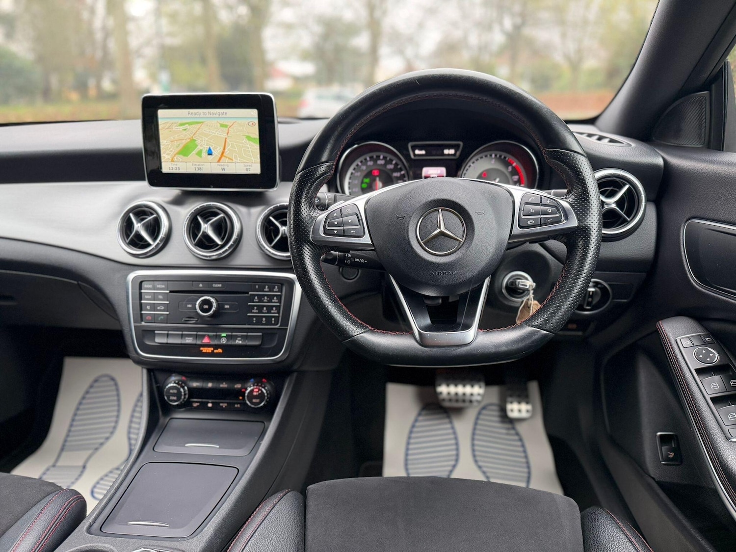 Used Mercedes-Benz CLA 2015 for sale - 76666962: Photo 20