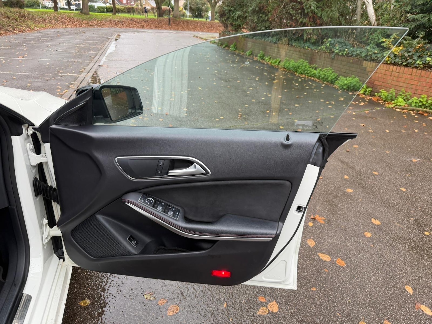 Used Mercedes-Benz CLA 2015 for sale - 76666962: Photo 28