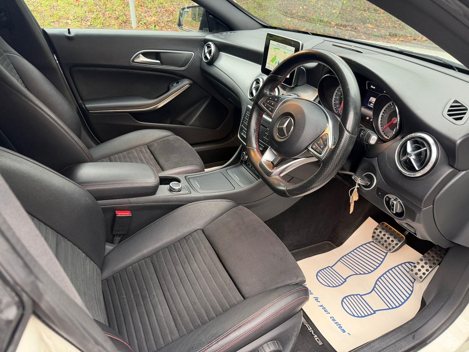 Used Mercedes-Benz CLA 2015 for sale - 76666962: Photo 9