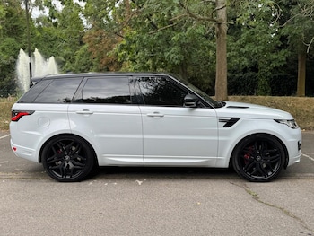 Used Land Rover Range Rover Sport 2016 for sale - 75645909: Photo