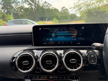 Used Mercedes-Benz A-Class 2018 for sale - 79075953: Photo