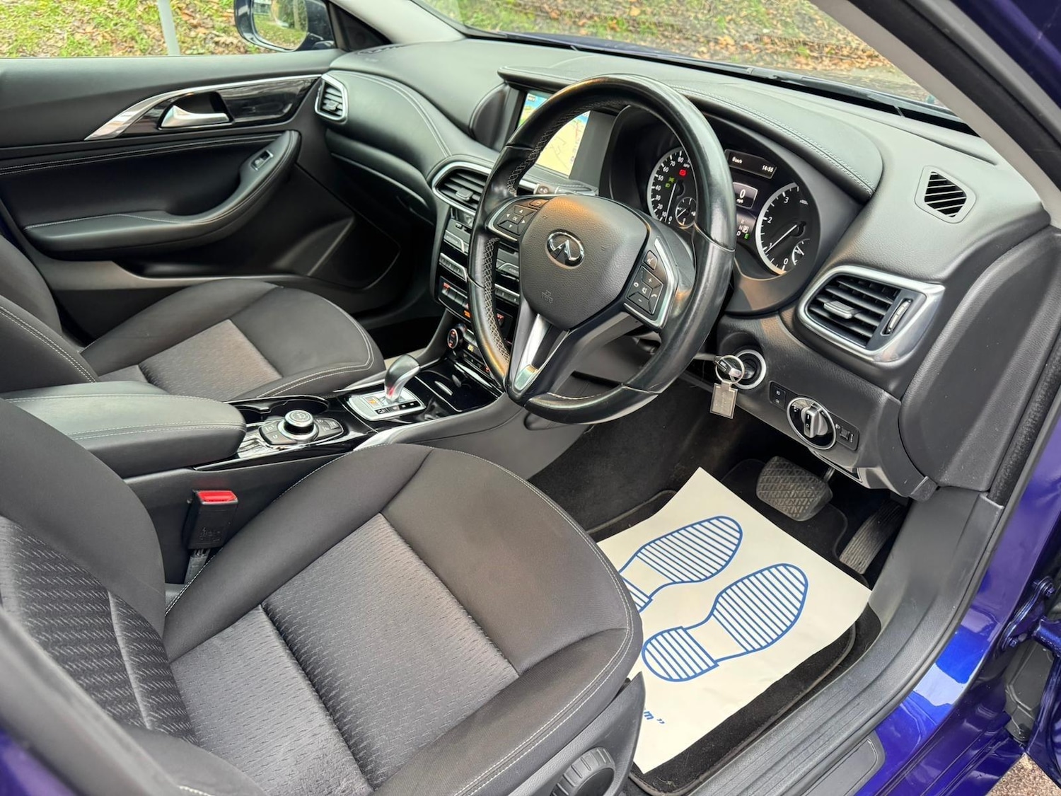 Used Infiniti Q30 2016 for sale - 77163133: Photo 10