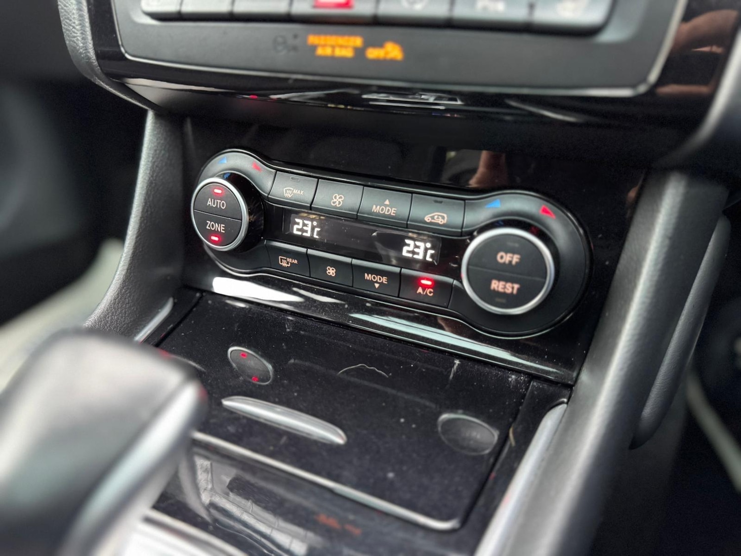 Used Infiniti Q30 2016 for sale - 77163133: Photo 35