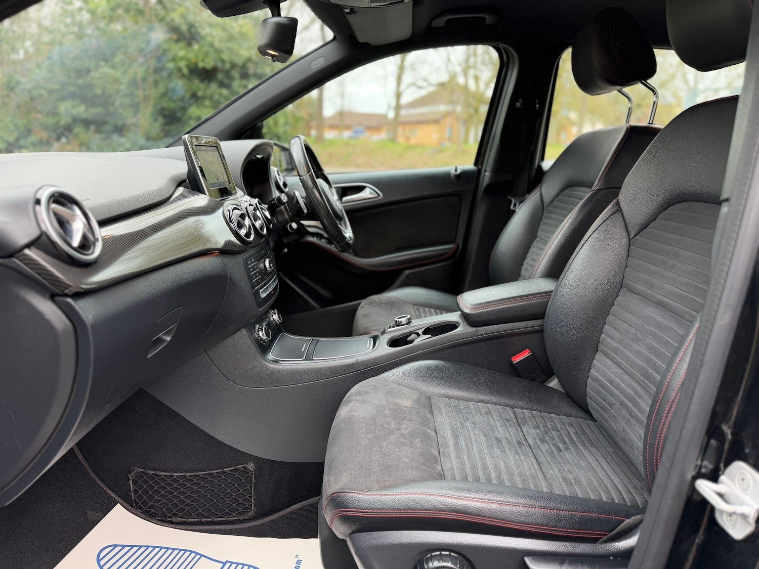 Used Mercedes-Benz B Class 2015 for sale - 77683275: Photo 11