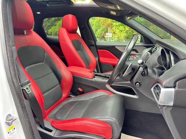 Used Jaguar F-Pace 2017 for sale - 75657433: Photo 15