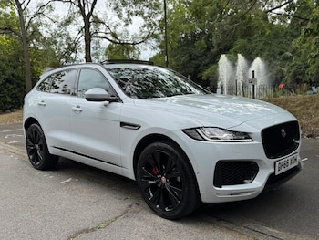 Used Jaguar F-Pace 2017 for sale - 75657433: Photo